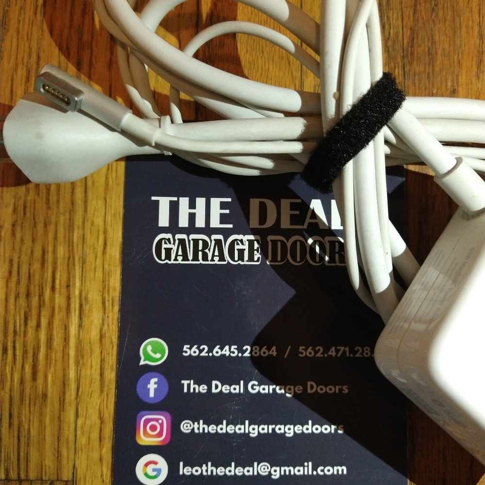 MacBook pro 13" charger